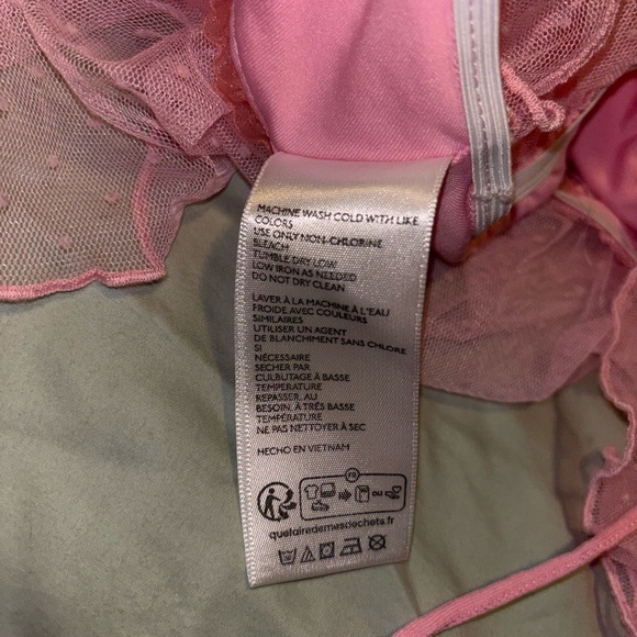 NEW UO Kimchi Blue Tabatha Rosette Babydoll Top - Picture 8 of 9